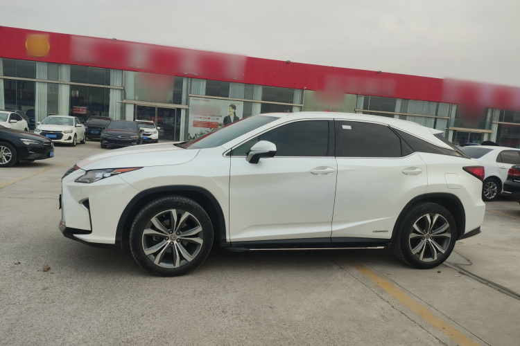 雷克萨斯RX 2016款 450h 四驱典雅版车身外观4