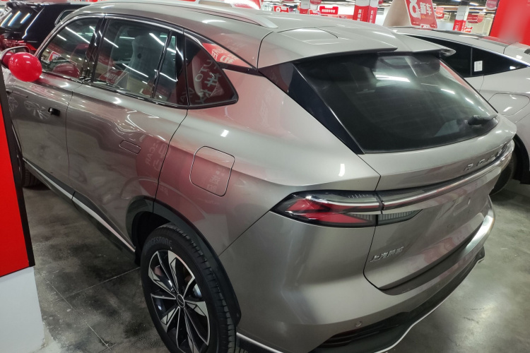 荣威RX5新能源 2023款 eRX5 超混优越版车身外观6003