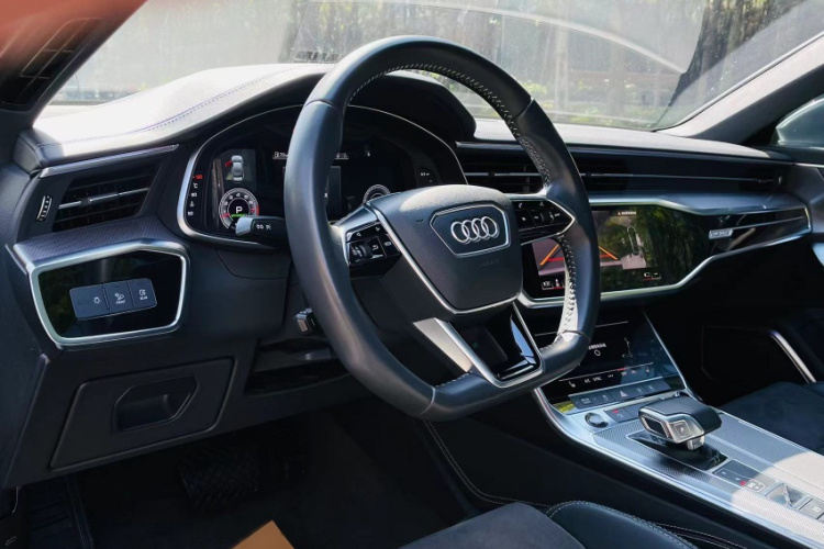 奥迪A6L 2021款 55 TFSI quattro 尊享动感型中控内饰7008