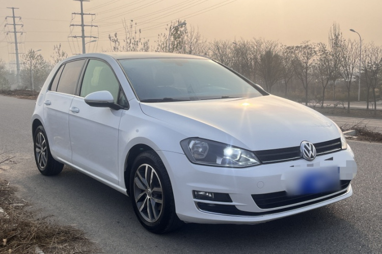 大众 高尔夫 2016款 230TSI 自动豪华型车身外观6005