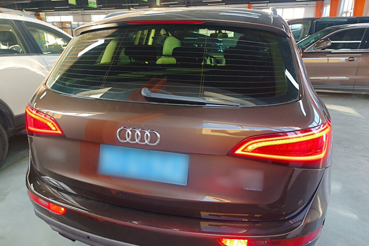 奥迪Q5 2013款 40 TFSI 进取型车身外观6004
