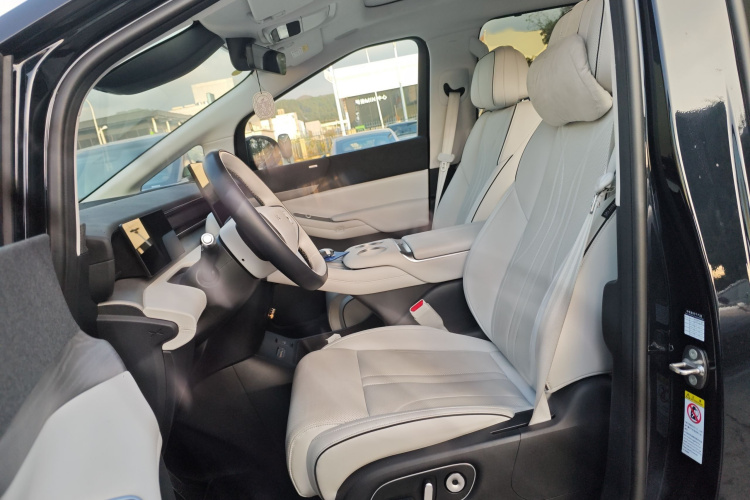 小鹏X9 2024款 702超长续航Max局部细节19