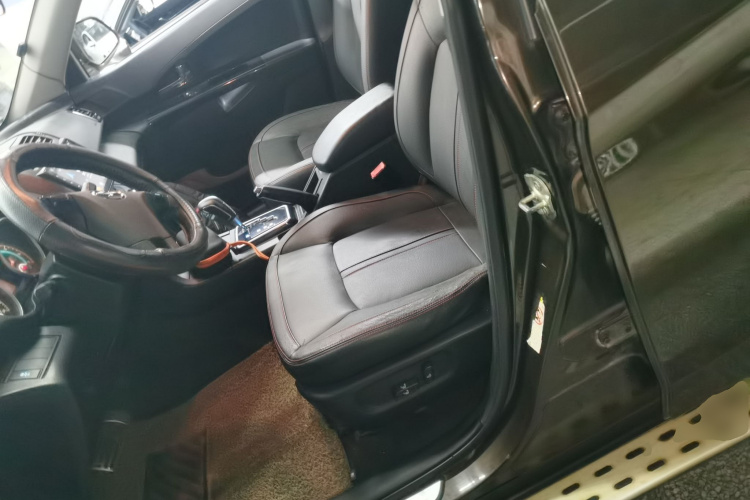 陆风X5 2015款 1.5T CVT创领版局部细节19