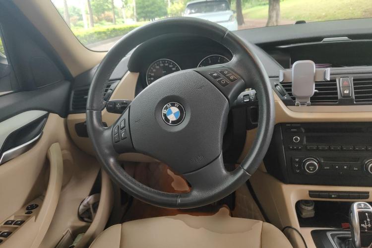 宝马X1 2012款 sDrive20i 领先型局部细节13