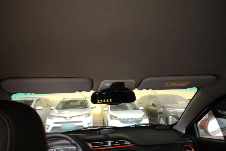 奇瑞 瑞虎3X 2017款 1.5L 手动都市领先版中控内饰22