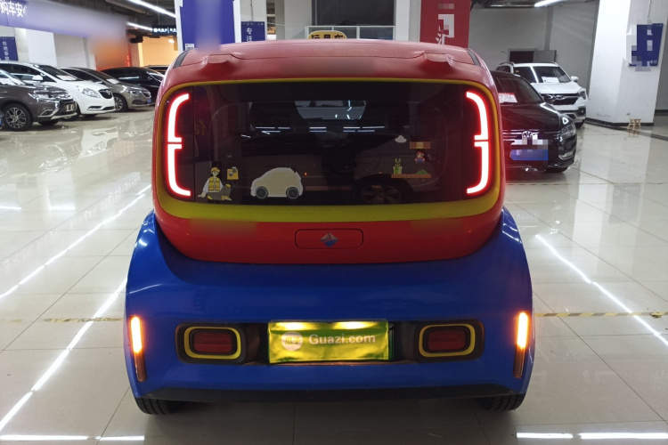 宝骏KiWi EV 2021款 艺术家 三元锂车身外观6