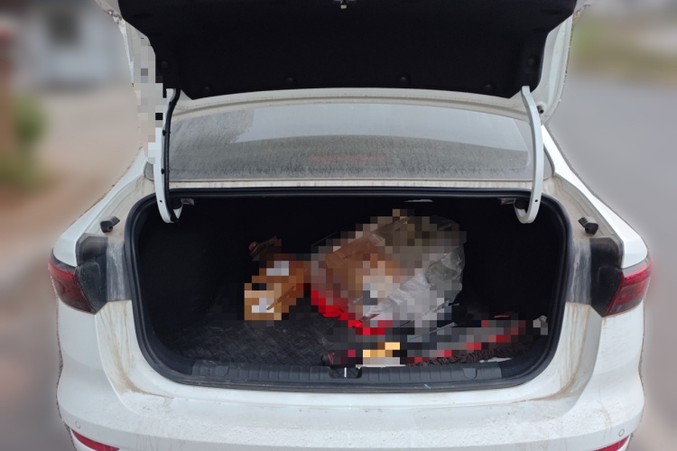 吉利汽车 帝豪 2025款 第4代 1.5L CVT龙腾版中控内饰23