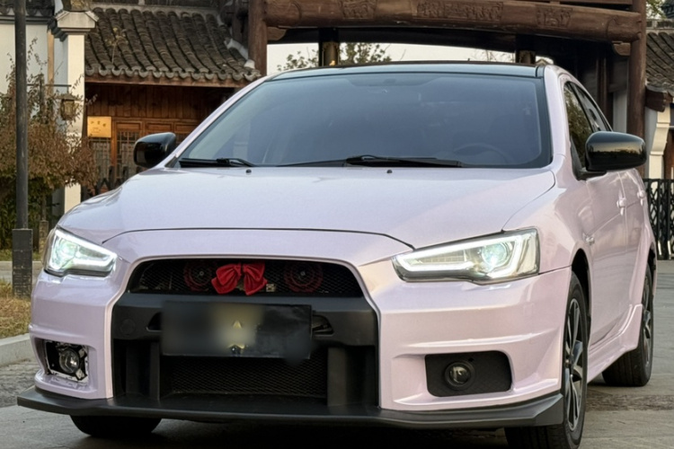 三菱 翼神 2016款 1.8L CVT黑白复刻版车身外观6005