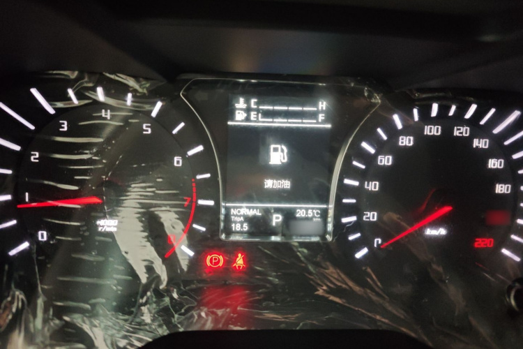 广汽传祺 传祺GS4 2017款 235T G-DCT两驱精英版局部细节14