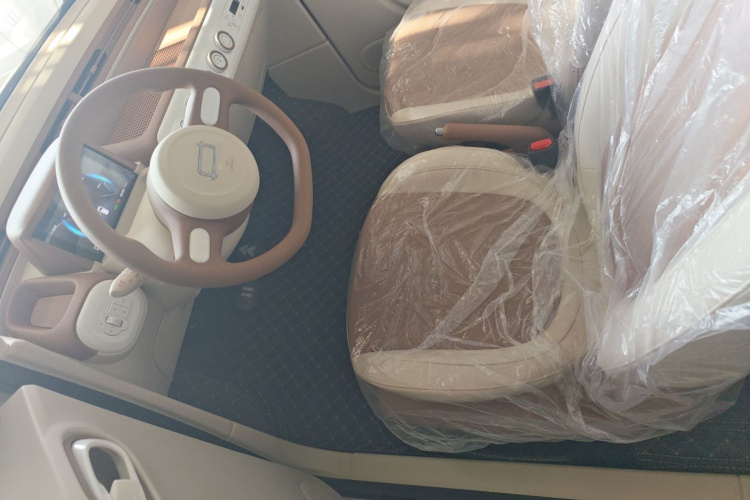 奔腾小马 2026款 222km 闪耀马中控内饰19