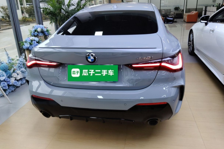 宝马4系 2024款 430i M运动曜夜套装车身外观6