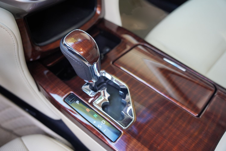 丰田 皇冠 2015款 2.0T 时尚版中控内饰7009