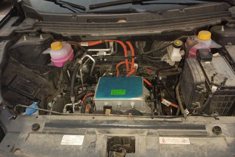 哪吒汽车 哪吒U 2021款 Pro 400 行业定制版局部细节24