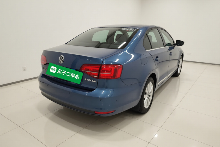 大众 速腾 2015款 1.6L 自动舒适型车身外观7