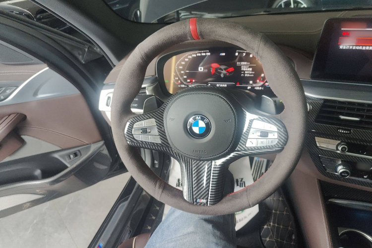 宝马5系 2023款 530Li 领先型 M运动套装局部细节13