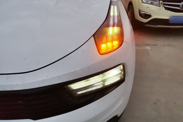 领克01 2017款 2.0T 两驱型Pro版局部细节36