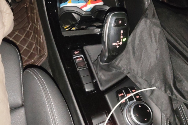 宝马X1 2020款 sDrive20Li 尊享型局部细节18