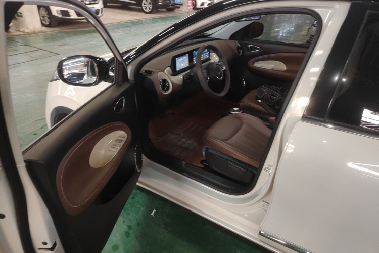 五菱汽车 五菱缤果 2023款 203km 舒享款中控内饰7003