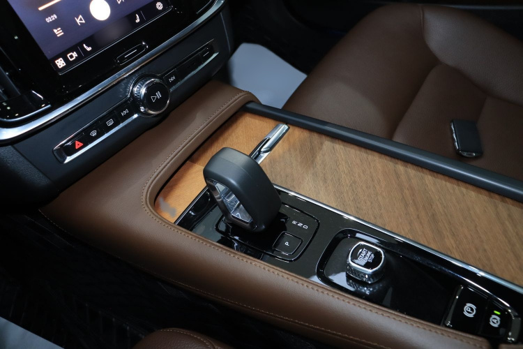 沃尔沃S90 2024款 B5 智逸豪华版局部细节18