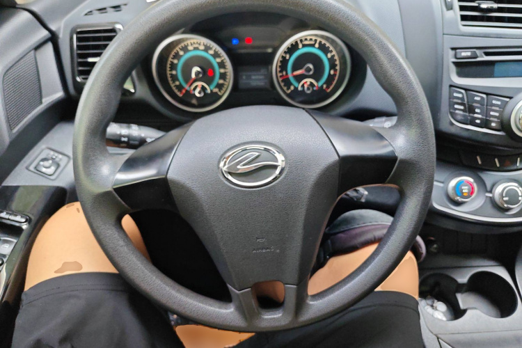 陆风X5 2013款 2.0T 手动创享版局部细节13