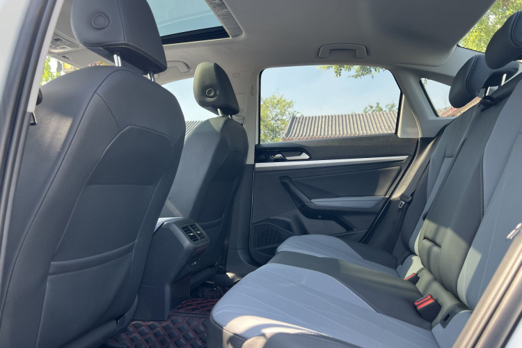 大众 朗逸 2023款 1.5L 自动五百万版中控内饰7004