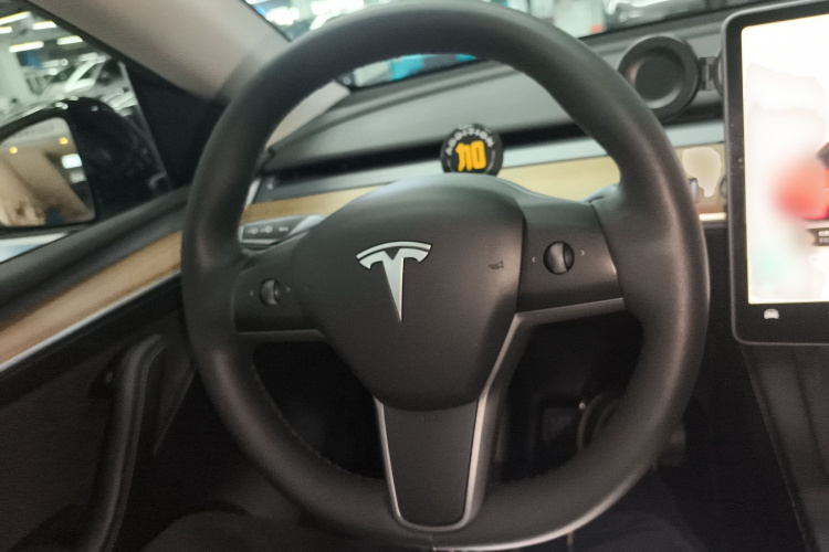 特斯拉 Model Y 2022款 后轮驱动版局部细节13