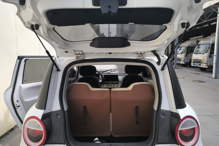 长安启源 长安Lumin 2022款 210km 香甜款机舱底盘23