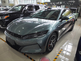 比亚迪 汉L 2025款 DM-p 四驱激光雷达旗舰型