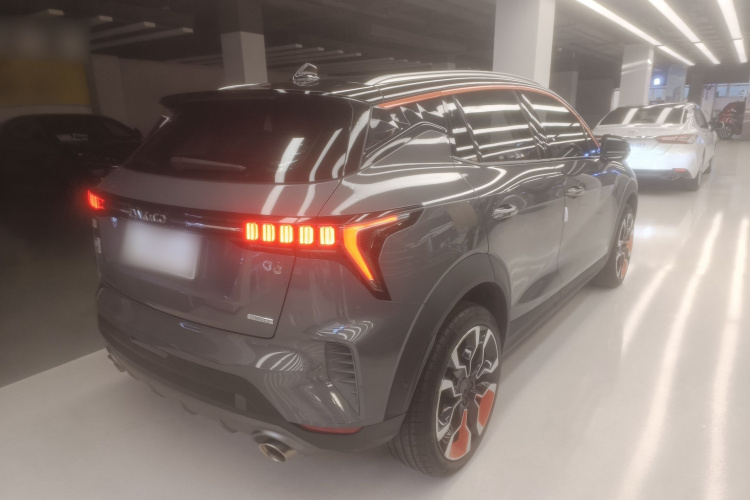 领克06 2020款 1.5T 耀Halo车身外观6005