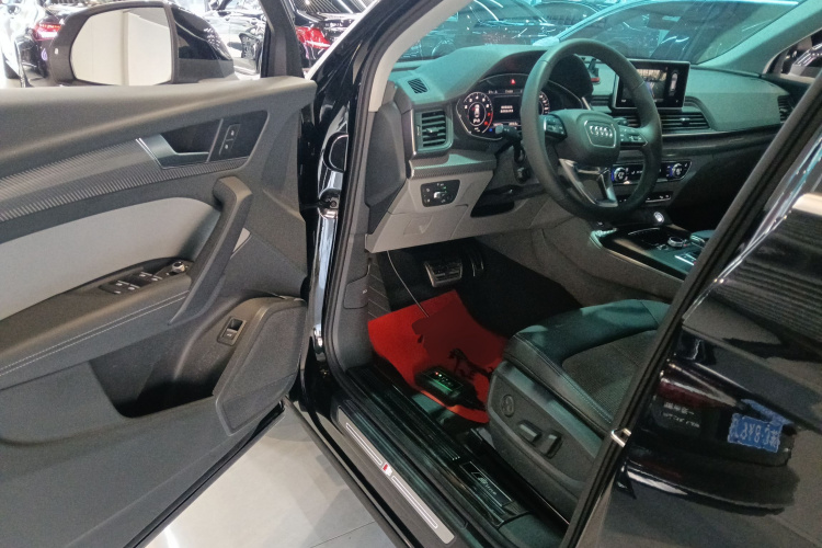 奥迪Q5L 2018款 45 TFSI 尊享时尚型 国VI中控内饰20