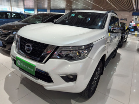 日产 途达 2020款 2.5L XL Upper 自动两驱豪华版