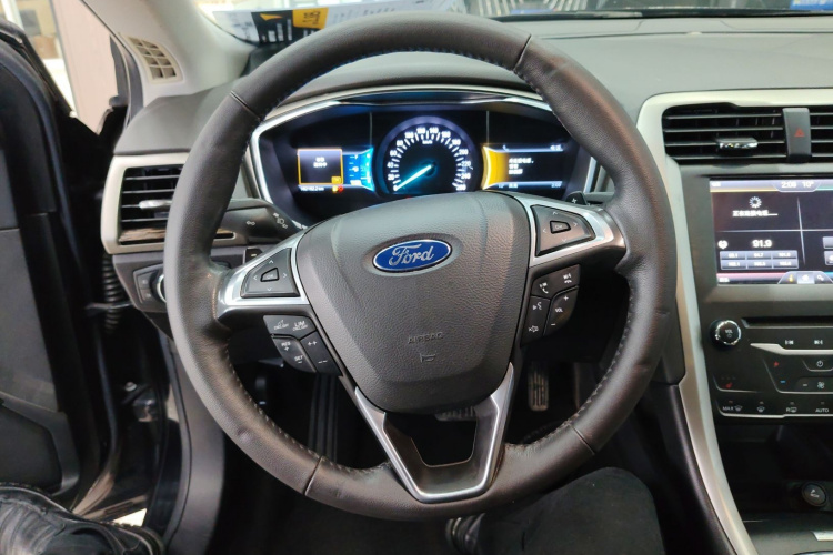 福特 蒙迪欧 2013款 2.0L GTDi200豪华型局部细节13