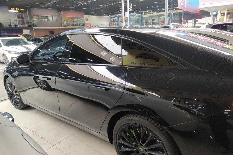 零跑汽车 零跑C01 2023款 630四驱性能版车身外观4