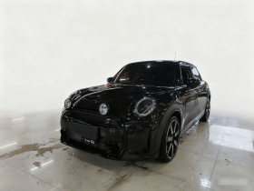 MINI 2023款 2.0T COOPER S 艺术家 五门版