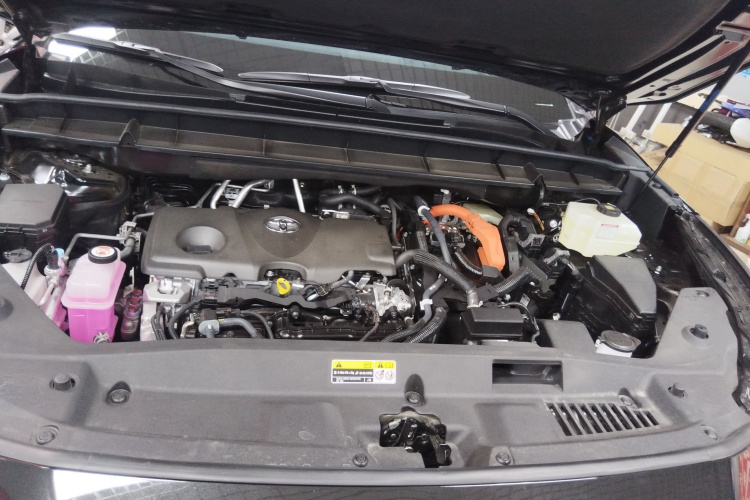 丰田 皇冠陆放 2024款 2.5L HEV四驱尊贵版局部细节24