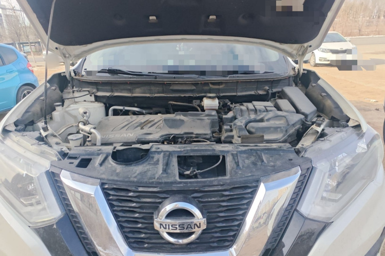 日产 奇骏 2019款 2.0L CVT舒适版 2WD局部细节24