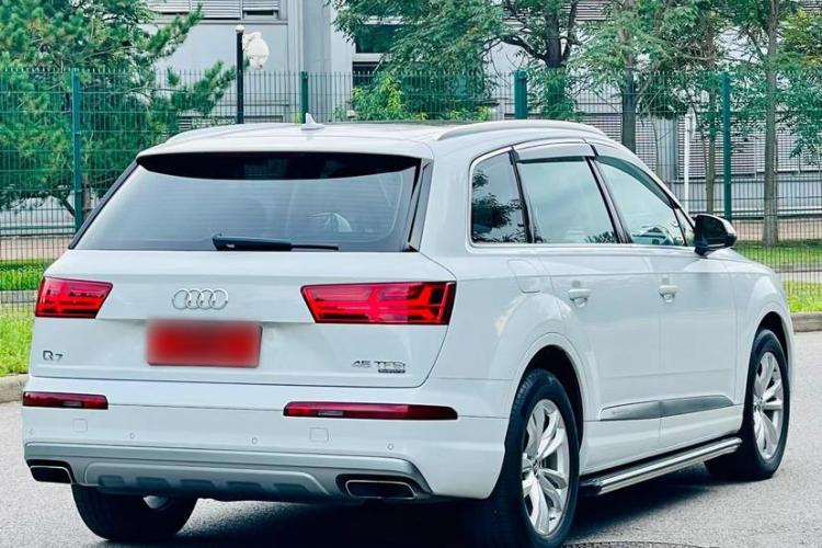 奥迪Q7 2016款 45 TFSI 技术型车身外观6007