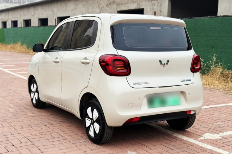 五菱汽车 宏光MINIEV 2025款 四门版 进阶款车身外观6008