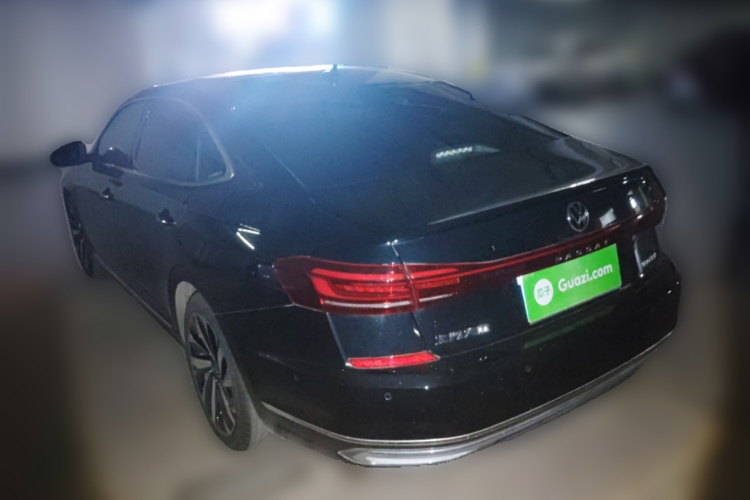 大众 帕萨特 2024款 380TSI 豪华版车身外观5