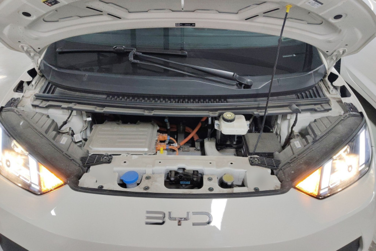 比亚迪 海鸥 2025款 305km 活力版机舱底盘24