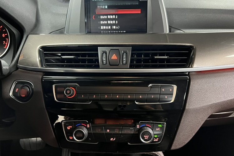 宝马X1 2018款 sDrive18Li 尊享型局部细节16