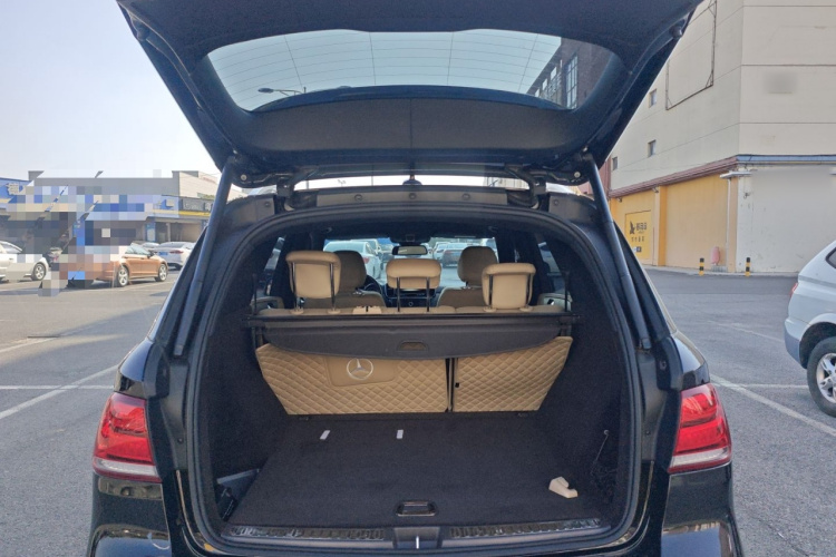 奔驰GLE 2017款 GLE 320 4MATIC 动感型机舱底盘23