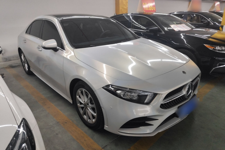 奔驰A级 2021款 A 200 L 运动轿车动感型车身外观6002