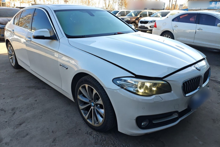 宝马5系 2017款 525Li 领先型车身外观3