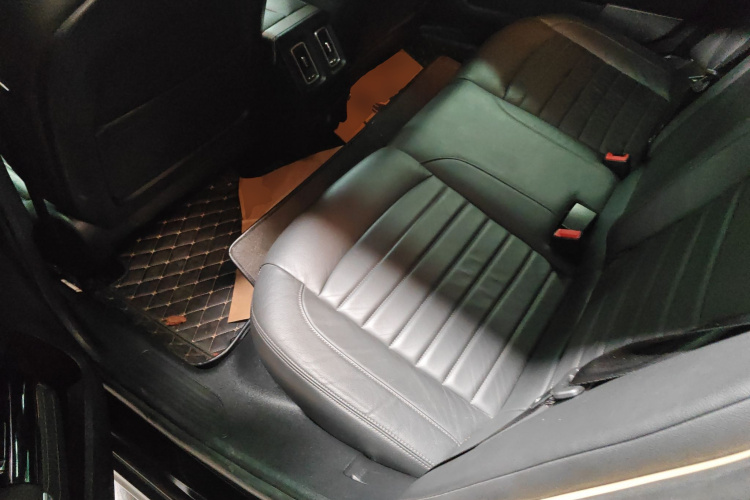 雪铁龙C6 2017款 350THP 豪华型中控内饰21