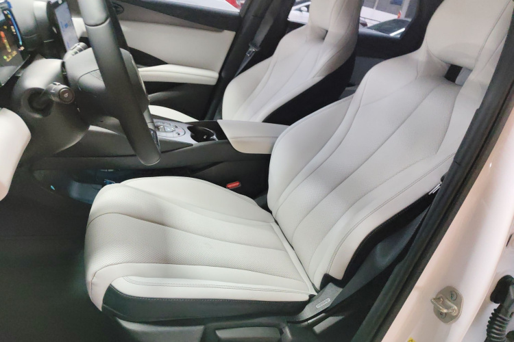 比亚迪 海豹06新能源 2024款 DM-i 80KM豪华型中控内饰19