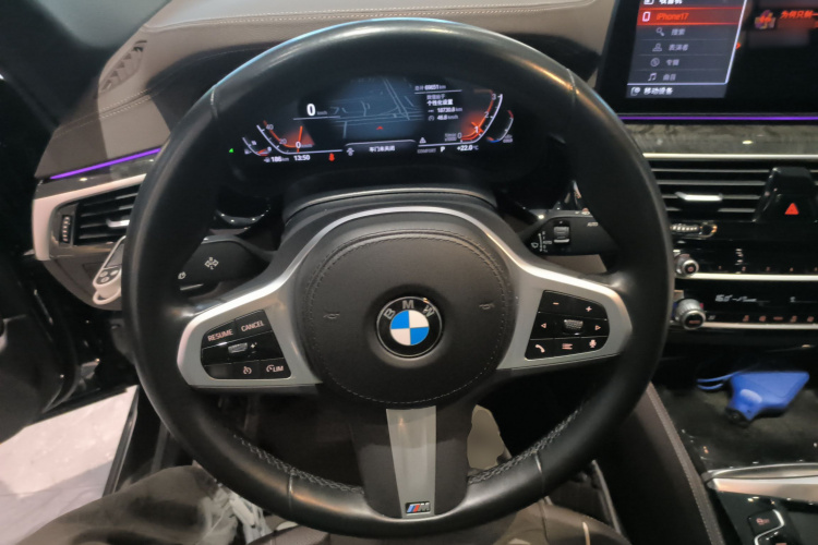 宝马5系 2022款 改款 525Li M运动套装中控内饰13