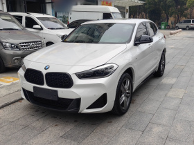 宝马X2 2023款 sDrive25i M运动曜夜版