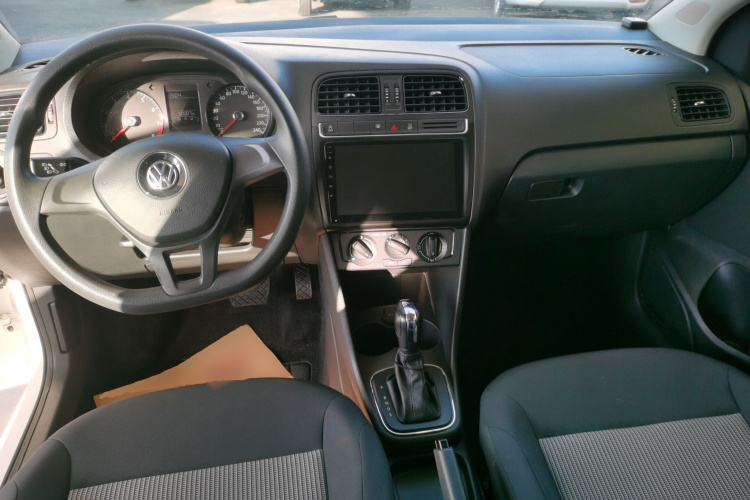 大众 Polo 2018款 1.5L 自动安驾型中控内饰12