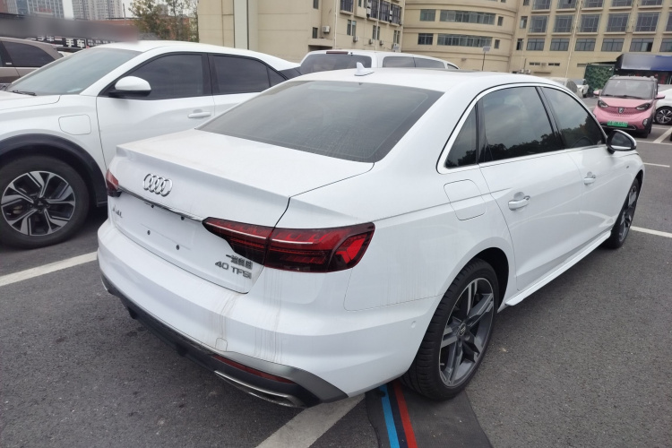 奥迪A4L 2020款 40 TFSI 豪华动感型车身外观6005